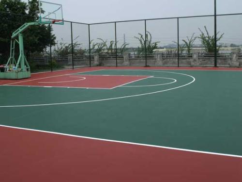 贵州篮球场施工浅谈篮球场施工对地面的要求有哪些？