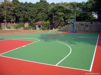 贵州篮球场施工为你讲解篮球场施工基础找平的作用